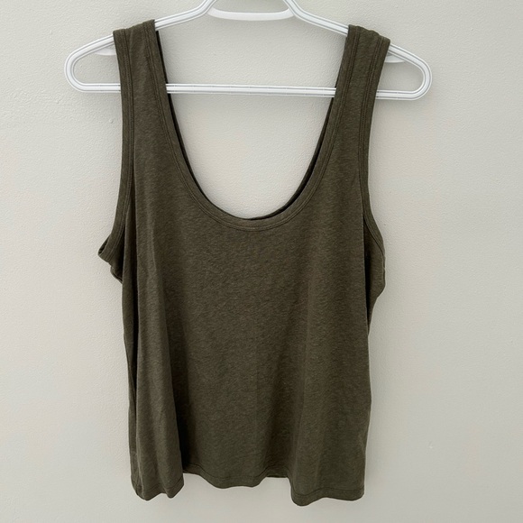 Abercrombie & Finch Green Tank Top - Picture 1 of 4